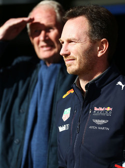 Christian Horner, Team Principal Red Bull Racing avec le Dr Helmut Marko, consultant Red Bull Motorsport