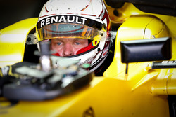 Кевин Магнуссен, Renault Sport F1 RS16