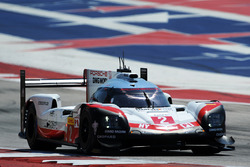 #2 Porsche LMP Team Porsche 919 Hybrid: Timo Bernhard, Earl Bamber, Brendon Hartley
