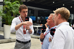 Paul di Resta, Sky TV, Johnny Herbert, Sky TV e Simon Lazenby, Sky TV