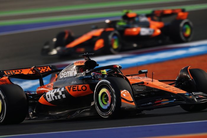 Lando Norris, McLaren, Oscar Piastri, McLaren