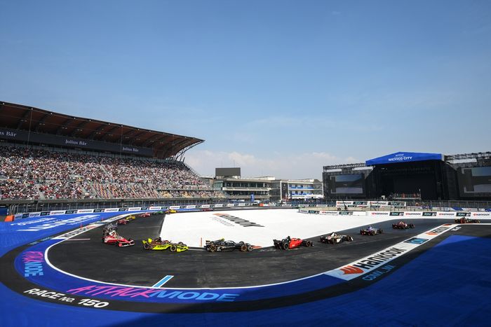 Maximilian Gunther, DS Penske DS E-Tense FE25, Dan Ticktum, CUPRA KIRO Porsche 99X Electric WCG3