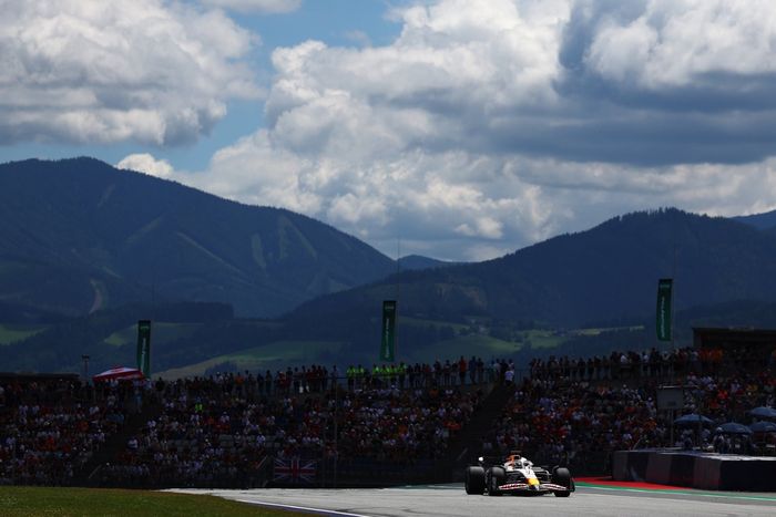 Isack Hadjar, Equipo Racing Bulls