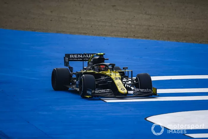 Esteban Ocon, Renault F1 Team R.S.20