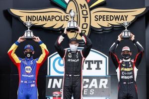 Alexander Rossi, Andretti Autosport Honda, Josef Newgarden, Team Penske Chevrolet, Rinus VeeKay, Ed Carpenter Racing Chevrolet