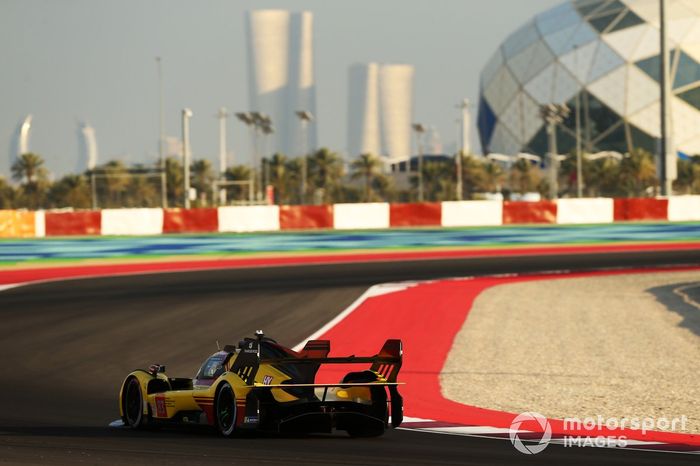 #83 AF Corse Ferrari 499P: Robert Kubica, Robert Shwartzman, Yifei Ye