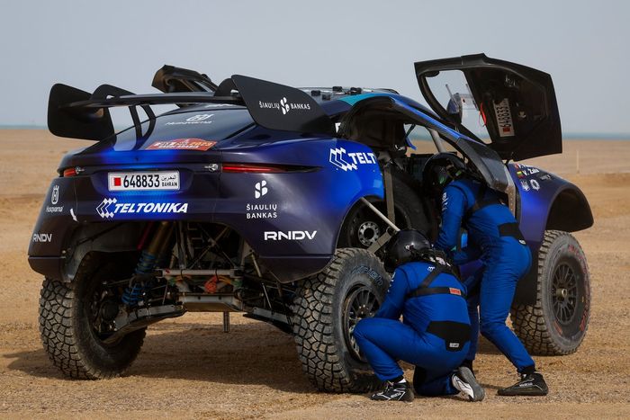 #213 Teltonika Racing. Prodrive: Vaidotas Zala, Paulo Fiuza