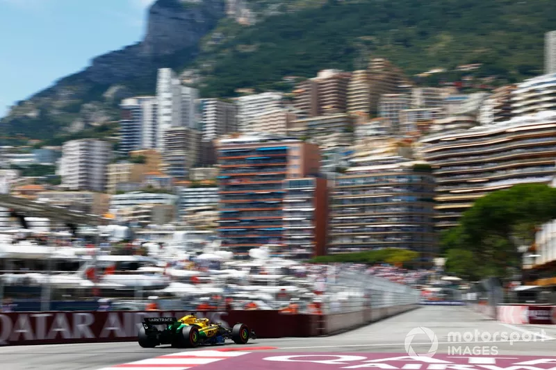 Oscar Piastri, McLaren MCL38