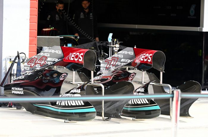 Capó motor del Mercedes W12