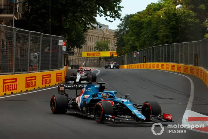 Fernando Alonso, Alpine A521, Kimi Raikkonen, Alfa Romeo Racing C41