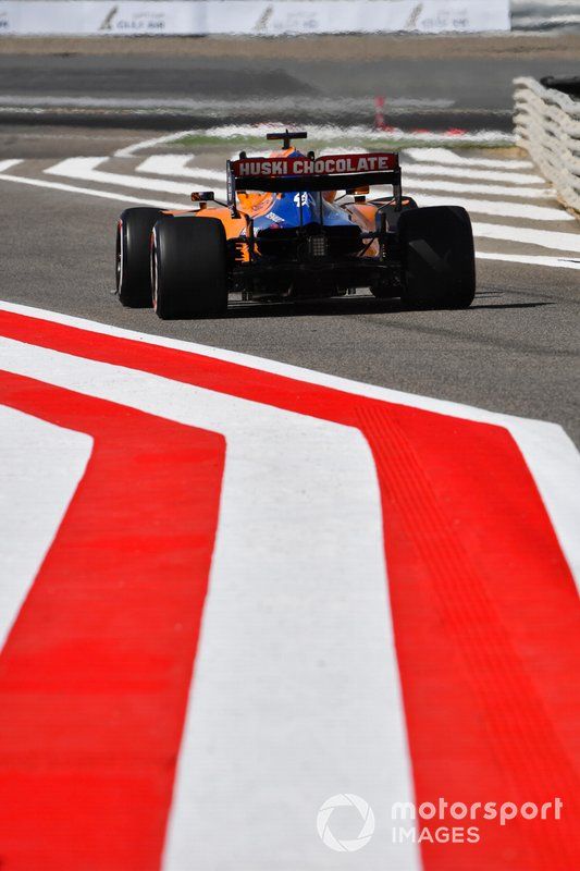 Carlos Sainz Jr., McLaren MCL34