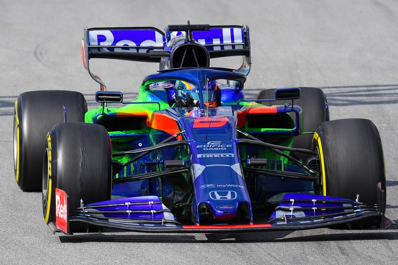Alexander Albon, Scuderia Toro Rosso STR14, sports aero paint