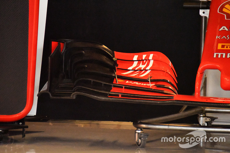Detalle del alerón delantero del Ferrari SF71H