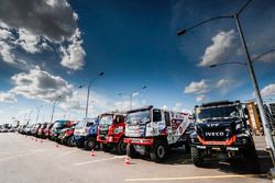 Camiones listos en el Podium de salida