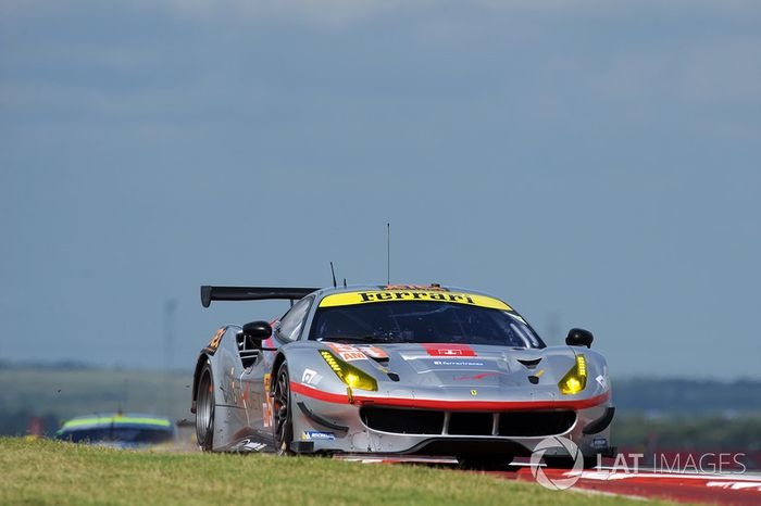 #54 Spirit of Race Ferrari 488 GTE: Thomas Flohr, Francesco Castellacci, Miguel Molina