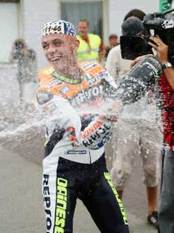 Race winner Valentino Rossi, Honda