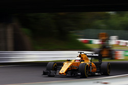Kevin Magnussen, Renault Sport F1 Team RS16