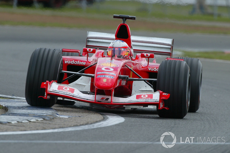 5: Rubens Barrichello: 224 GPs (69,35% dos disputados)