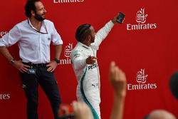 Race winner Lewis Hamilton, Mercedes-AMG F1 celebrates in parc ferme