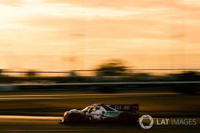 #54 CORE autosport ORECA LMP2, P: Jon Bennett, Colin Braun, Romain Dumas, Loic Duval