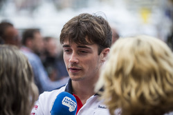 Charles Leclerc, Sauber avec les médias