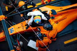 Entraînement aux arrêts au stand chez McLaren