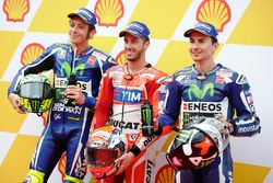 Polesitter Andrea Dovizioso, Ducati Team, tweede plaats Valentino Rossi, Yamaha Factory Racing, derd