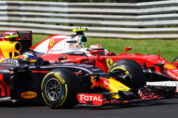 Max Verstappen, Red Bull Racing RB12; Kimi Räikkönen, Ferrari SF16-H