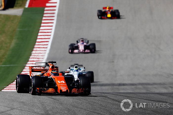 Fernando Alonso, McLaren MCL32, Felipe Massa, Williams FW40