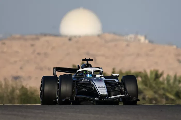سيرجيو بيريز، كاديلاك ريسينغ