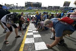 Race fans on track