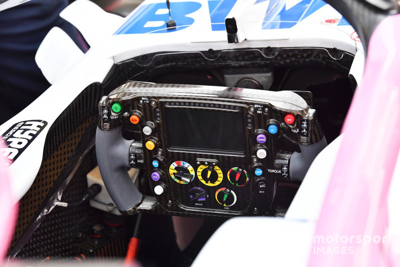 Racing Point Force India VJM11 : volant