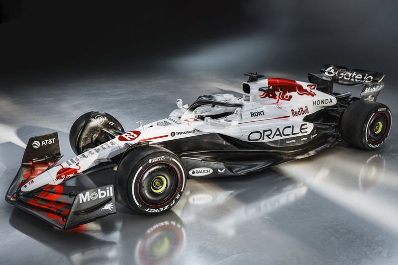 Red Bull Racing RB21, decoración para el GP de Japón