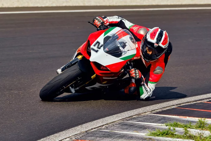 Ducati Panigale V2 Bayliss