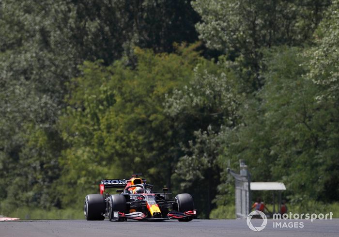 Max Verstappen, Red Bull Racing RB16B