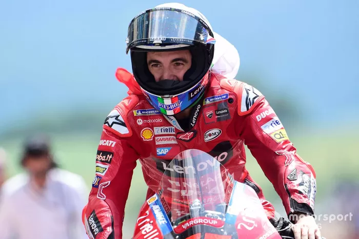 Podio: ganador Francesco Bagnaia, Equipo Ducati