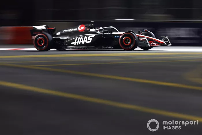Kevin Magnussen, Haas VF-23