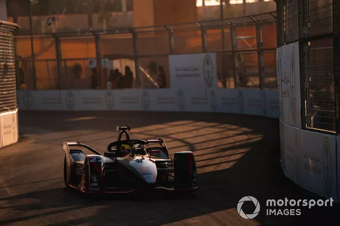 Oliver Rowland, Nissan e.Dams, Nissan IMO2 