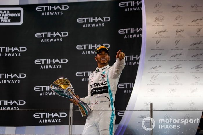 Podio: ganador de la carrera Lewis Hamilton, Mercedes AMG F1