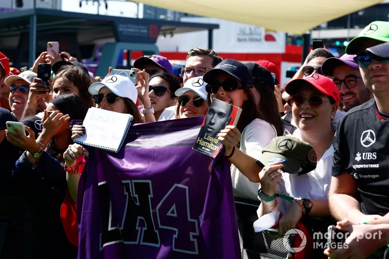 Les fans de Lewis Hamilton, Mercedes-AMG F1 Team, dans le Forum des fans