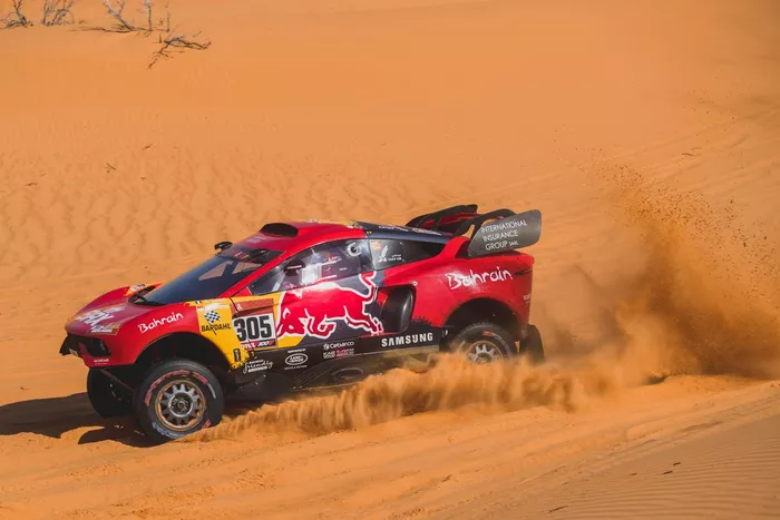 #305 Bahrain Raid Xtreme Hunter: Sebastien Loeb, Daniel Elena