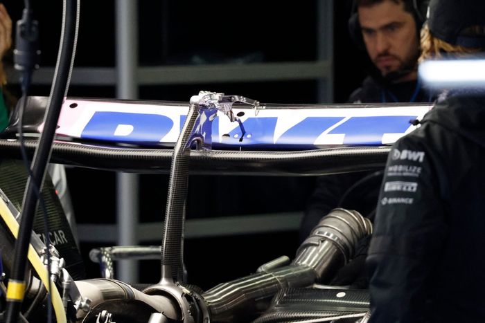 Alpine A523 detalle trasero