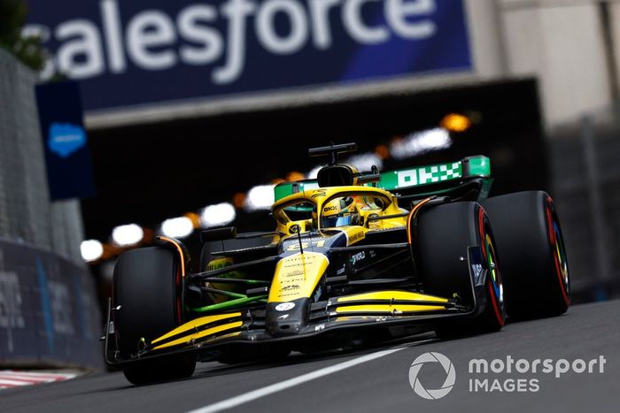 Oscar Piastri, McLaren MCL38