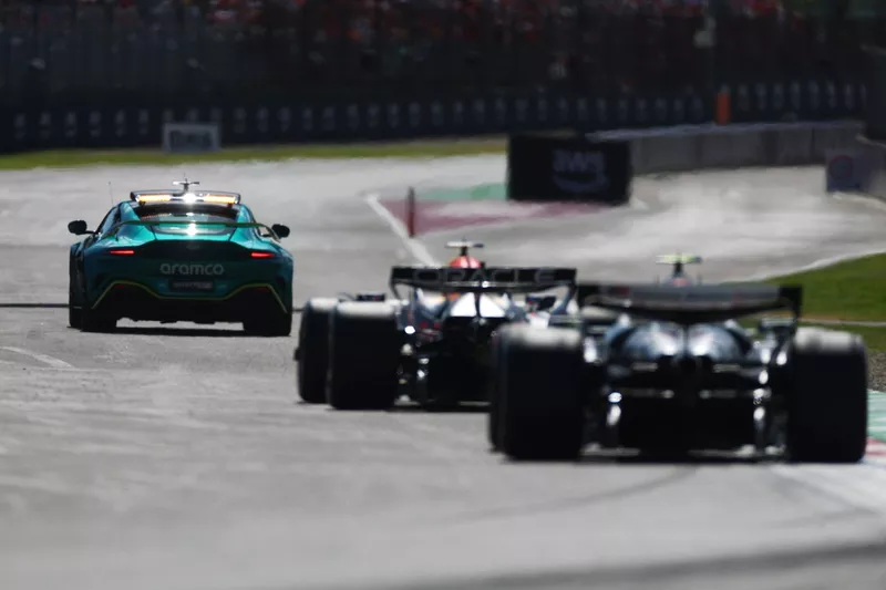 Safety car
