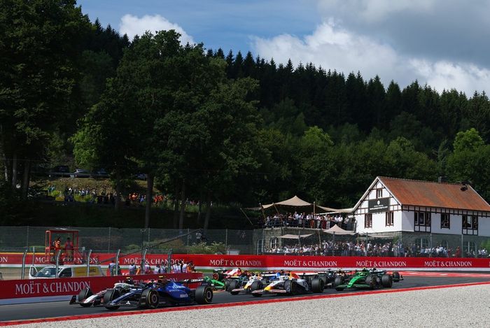 Oliver Bearman, Haas F1 Team, Carlos Sainz, Williams