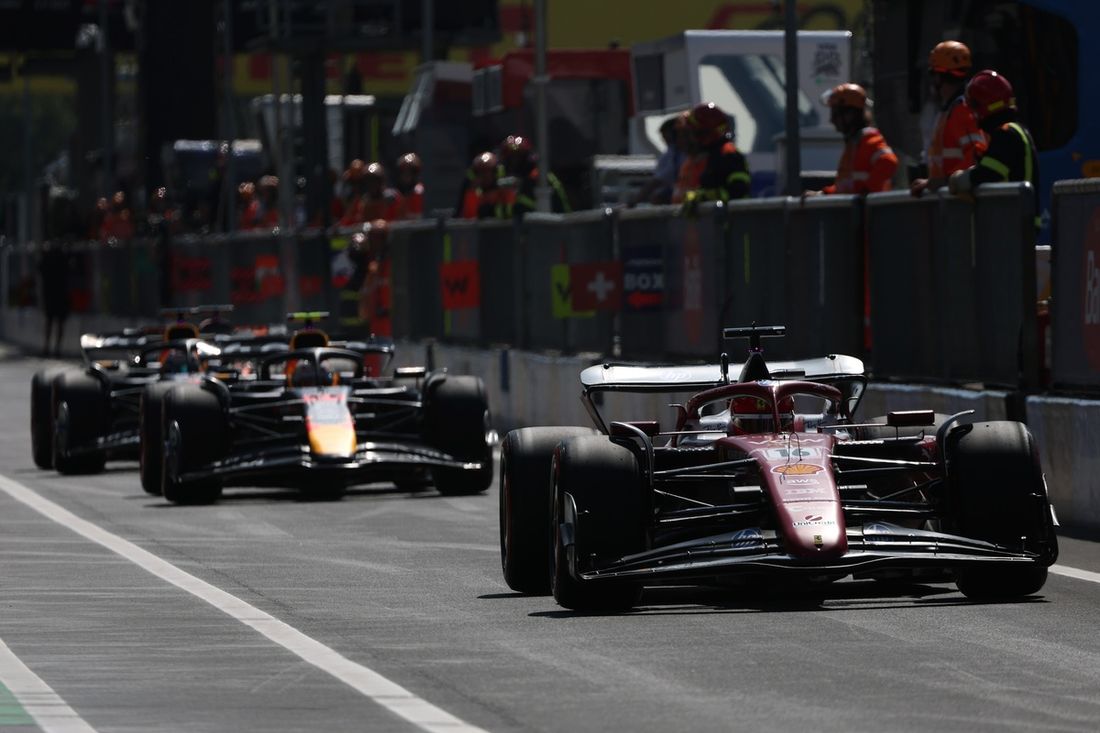 Charles Leclerc, Ferrari, Yuki Tsunoda, Red Bull Racing Team