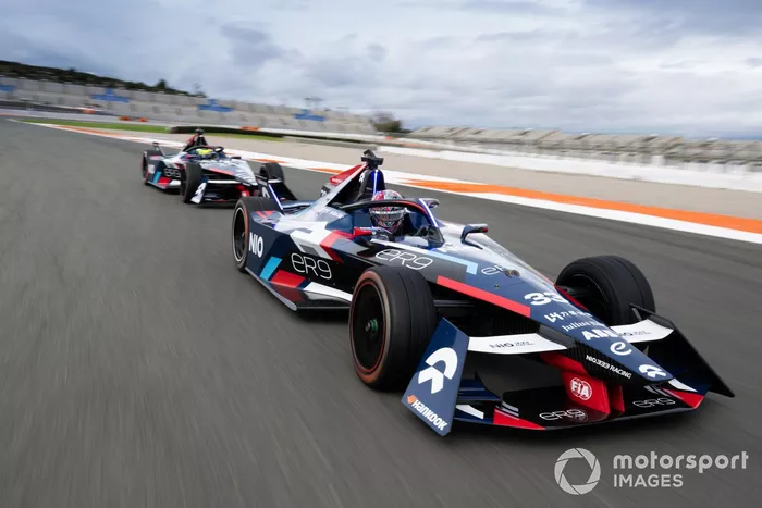 Dan Ticktum, NIO 333 FE Team, Sergio Sette Camara, NIO 333 FE Team