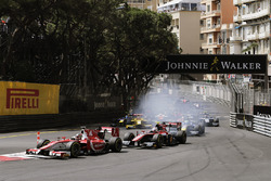 Charles Leclerc, PREMA Powerteam, leads Alexander Albon, ART Grand Prix at the start of the race