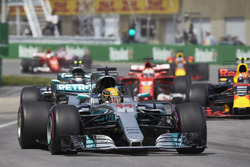 Lewis Hamilton, Mercedes AMG F1 W08, Valtteri Bottas, Mercedes AMG F1 W08