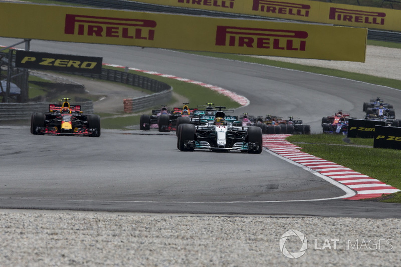 Lewis Hamilton, Mercedes-Benz F1 W08 leads at the start of the race